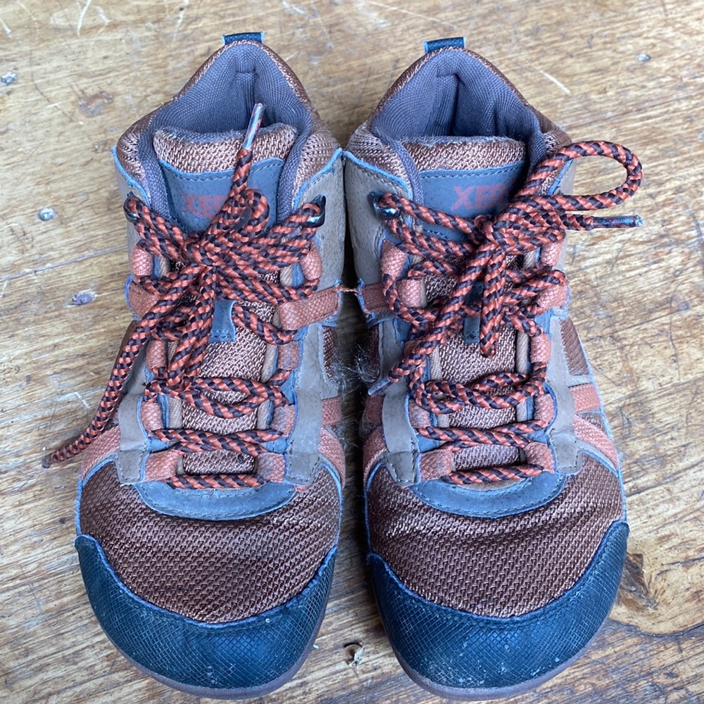 Xero Shoes barefoot hiking boots 8.5